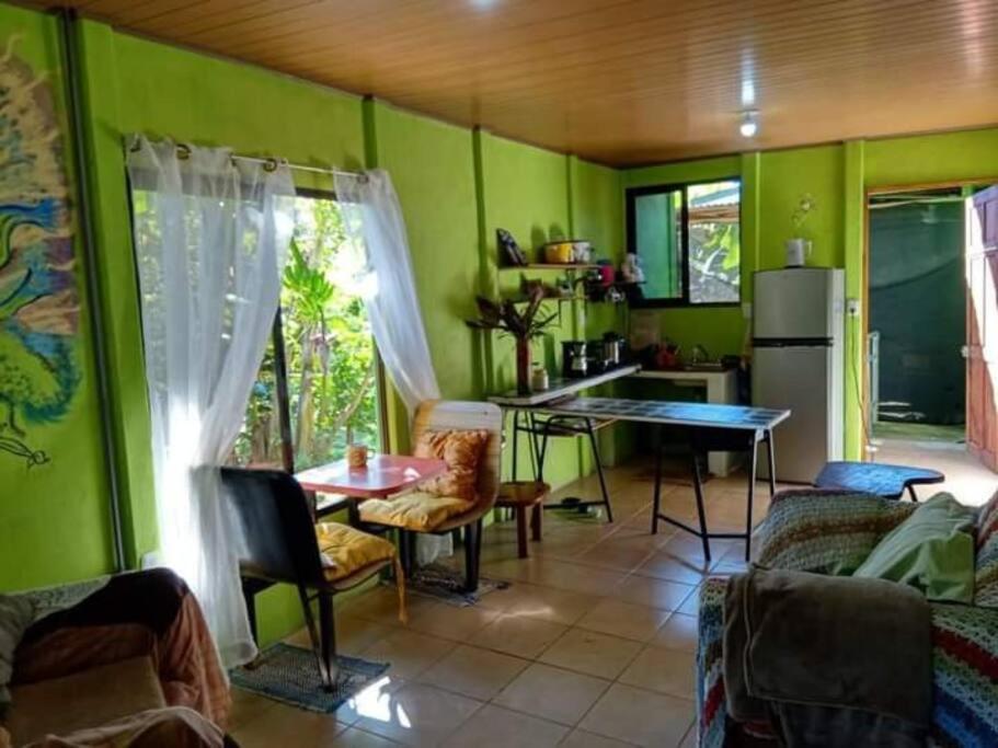 Casa Flor De Annia ~ Cozy 2 Bdrm On The River Sierpe ~ Walkable To Town Villa Ngoại thất bức ảnh
